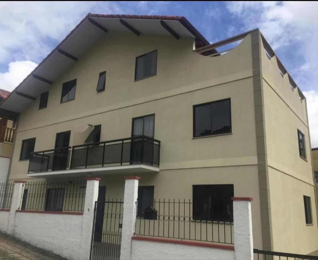 Apartamento Vista Da Montanha Nova Friburgo Exteriör bild